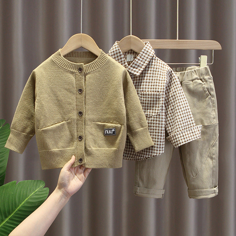 Completo Tre Pezzi in Cotton-Blend con Trattamento Enzyme-Wash