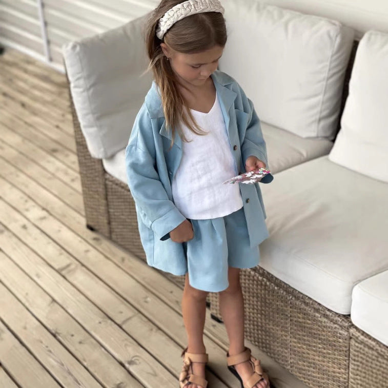 Completo Due Pezzi in Misto Lino con Giacca a Bottone Singolo e Shorts