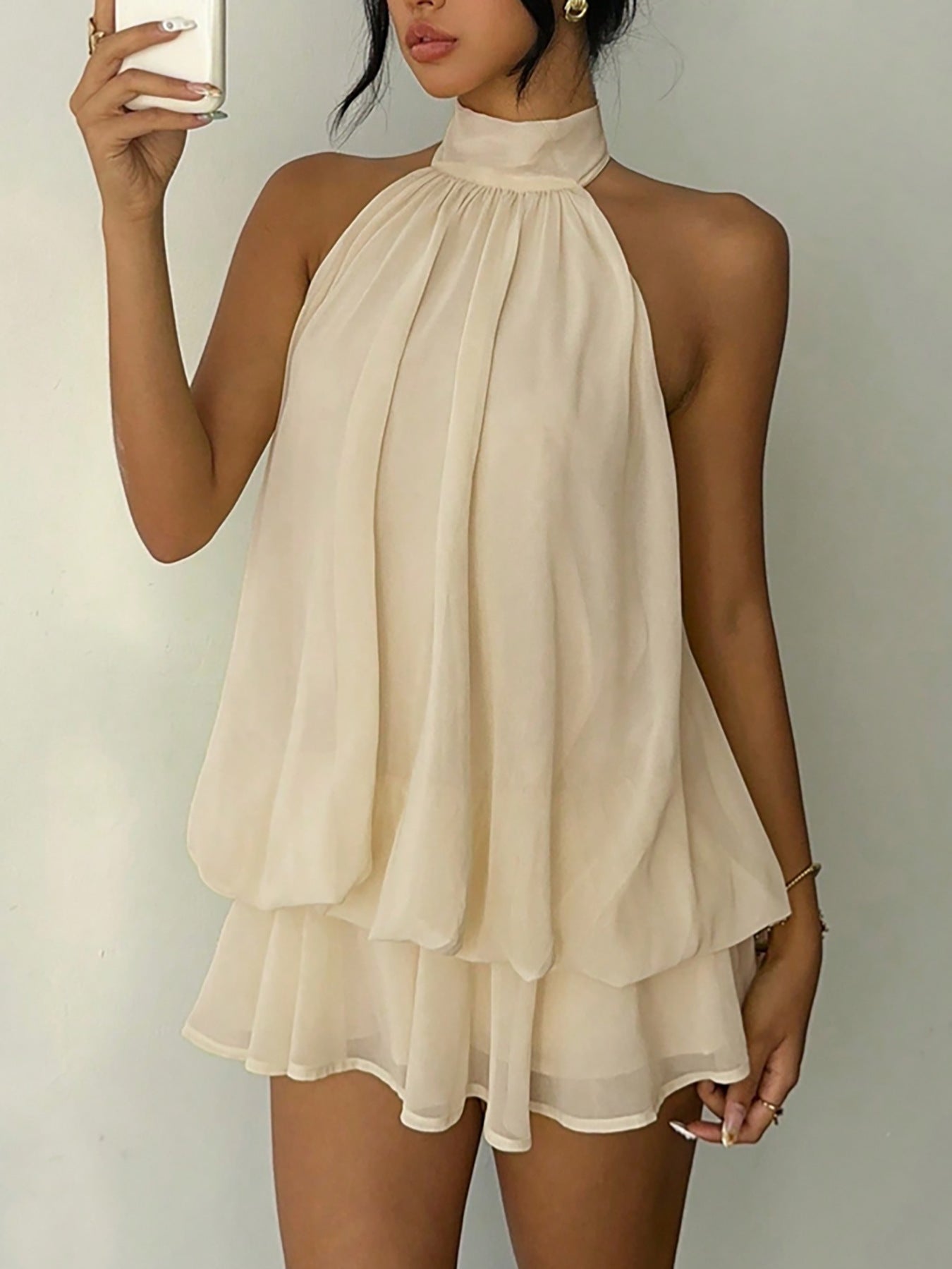 Mini Abito in Chiffon con Scollo Mock Neck e Silhouette A-Line