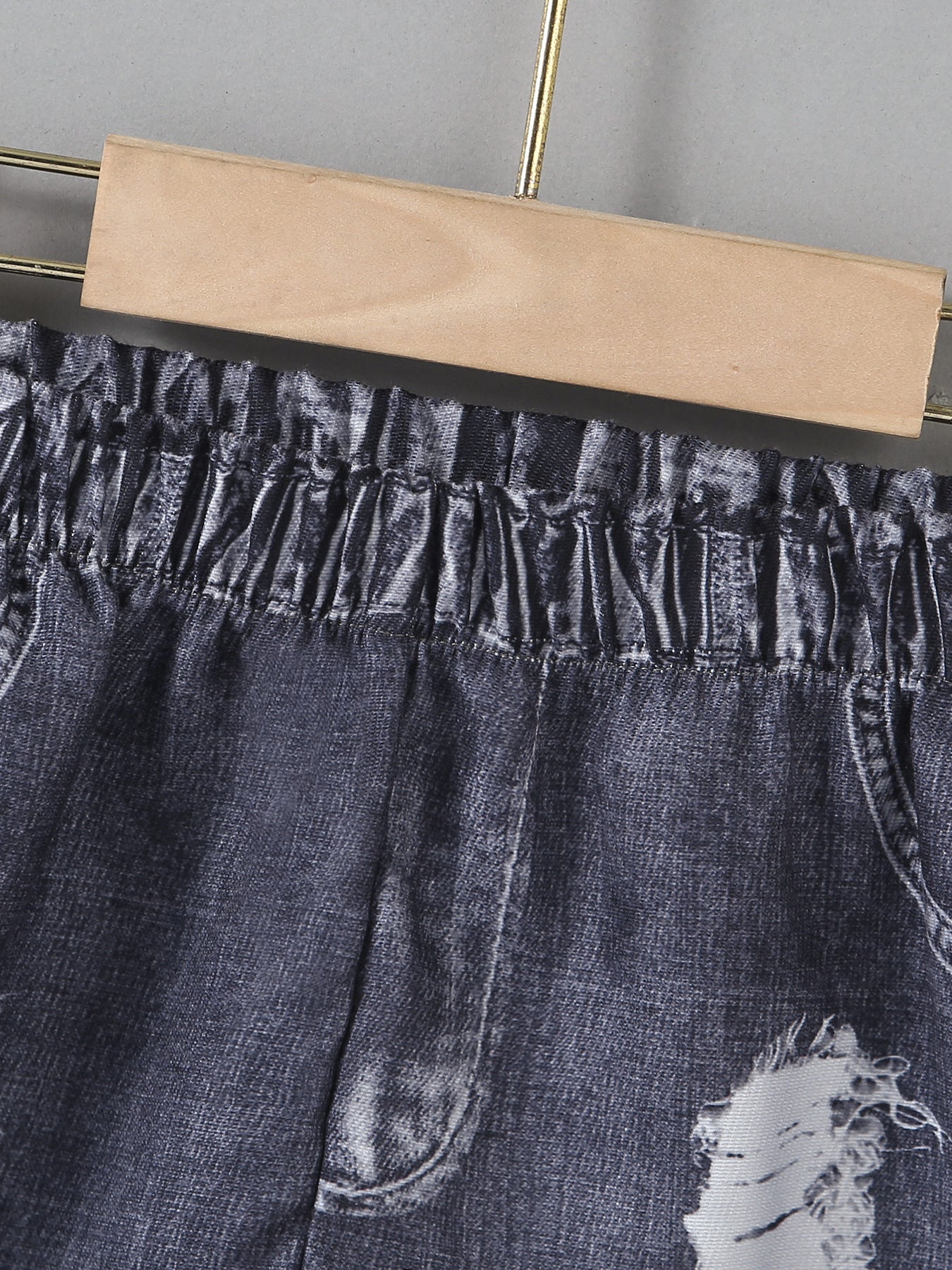 Completo Sartoriale Estivo Due Pezzi con Camicia a Maniche Corte e Shorts Coordinati