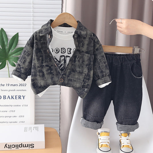 Completo Tre Pezzi in Cotone con Motivo Camouflage e Design Pullover