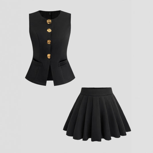 Completo Two-Piece con Cappotto Smanicato e Mini Gonna a Quadretti