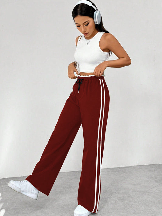 Pantaloni Wide-Leg High-Waist con Cintura Coordinata e Dettaglio Flanging