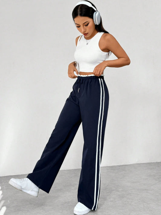 Pantaloni Wide-Leg High-Waist con Cintura Coordinata e Dettaglio Flanging