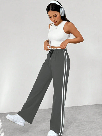 Pantaloni Wide-Leg High-Waist con Cintura Coordinata e Dettaglio Flanging