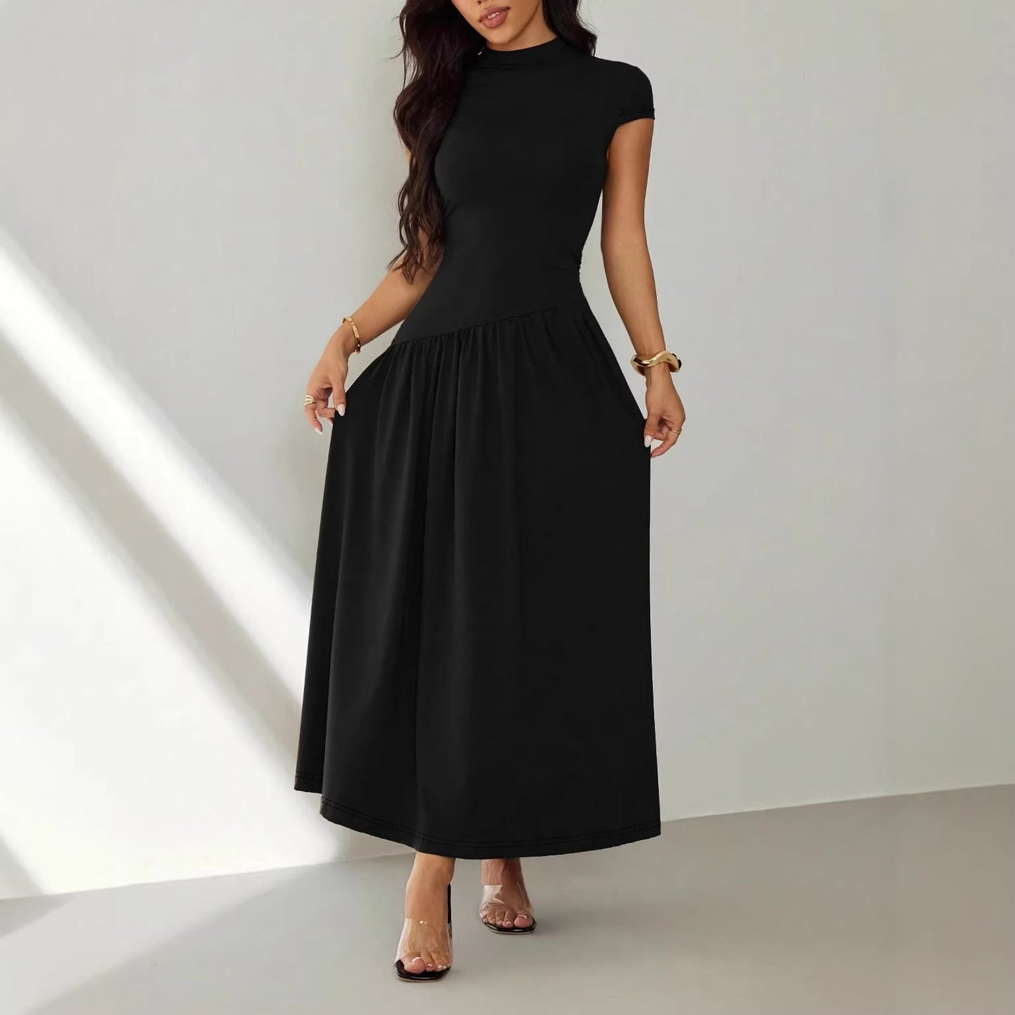 Abito Long Skirt "Slim Fit" in Maglia con Elastic Waistband e Scollo Crew Neck