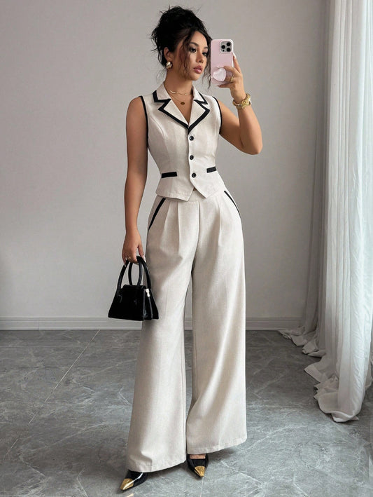 Completo Pants Suit Sleeveless con Design "Street Trendsetter" e Finitura Milky White