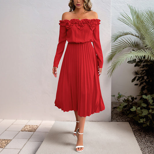 Abito "Pleated Long Skirt" con Scollo a Barca e Dettagli Ruffle in Red Passion