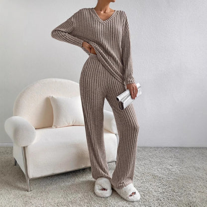 Trousers Suit "Knitted Comfort" con Texture Embossed e Silhouette Long-Sleeve