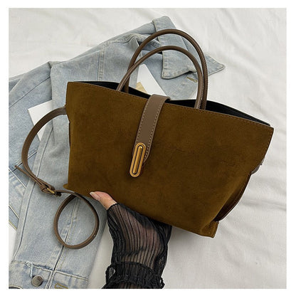 Tote Bag "Urban Simplicity" Medium Square con Chiusura a Scatto e Dettagli Car-Stitching
