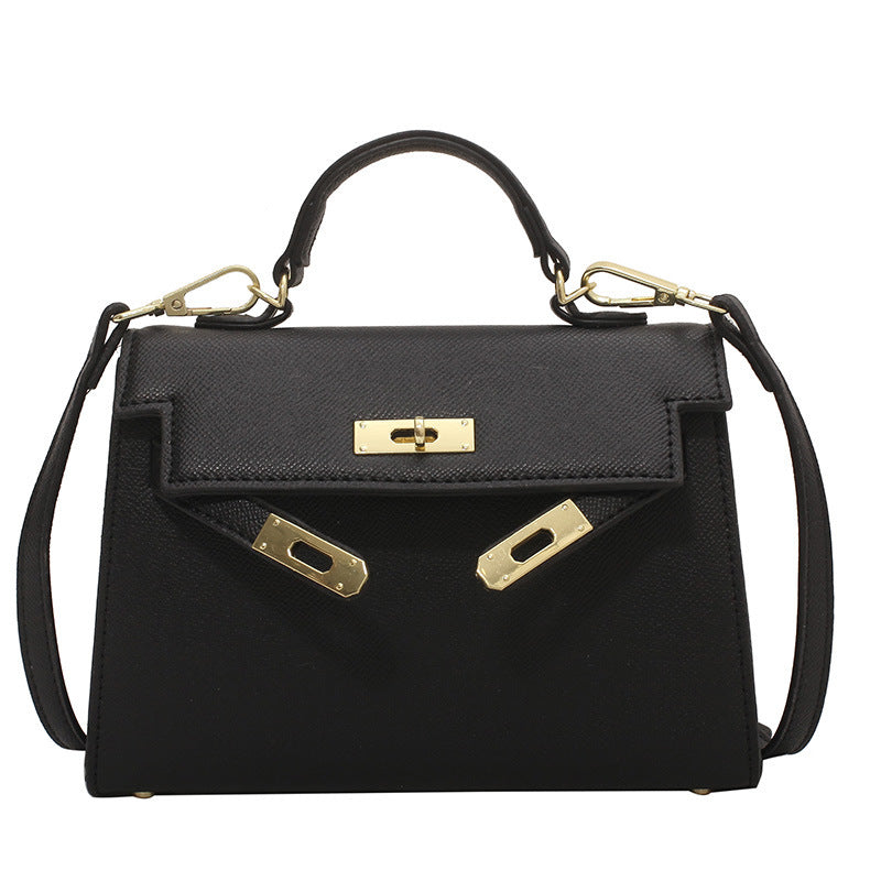 Kelly Bag "Horizontal Square" con Chiusura a Scatto e Dettaglio Cover-Pocket