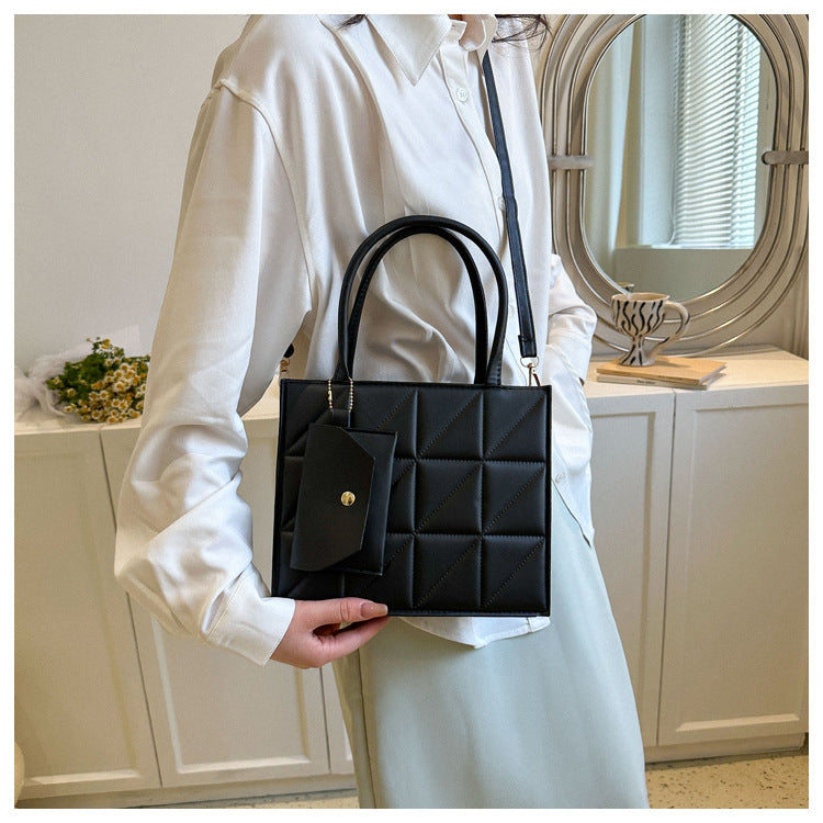 Borsa "Street Fashion" Plaid Square con Sistema a Tre Tracolle e Tasca 3D