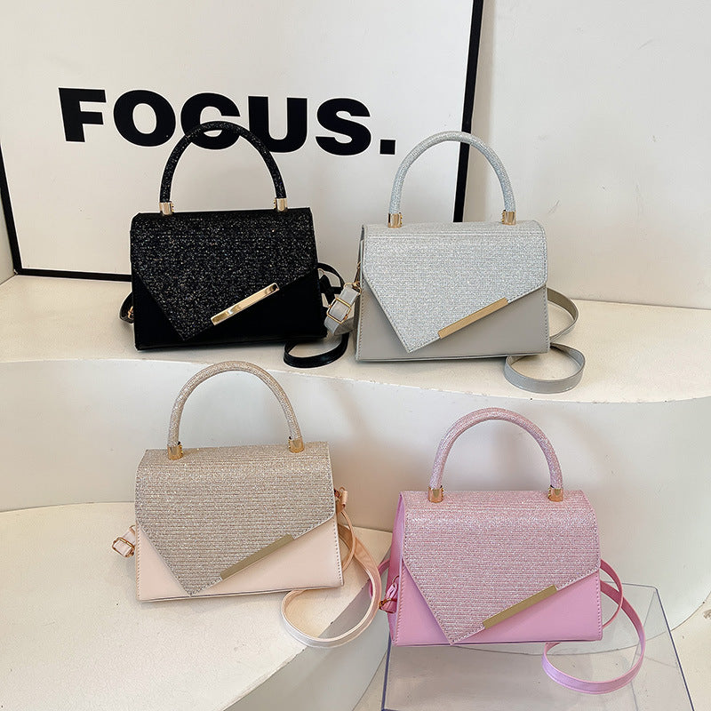 Borsa "Street Fashion" Horizontal Square Metal & Matt con Chiusura a Patta