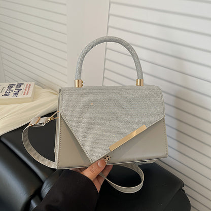 Borsa "Street Fashion" Horizontal Square Metal & Matt con Chiusura a Patta