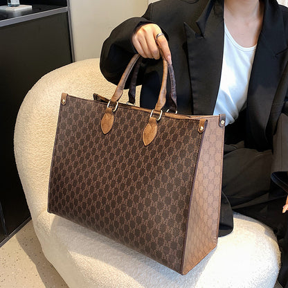 Maxi Tote "Retro Letter" Horizontal Square con Chiusura Safe-Zip