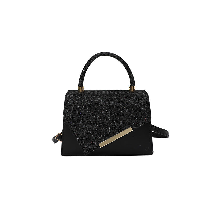 Borsa "Street Fashion" Horizontal Square Metal & Matt con Chiusura a Patta