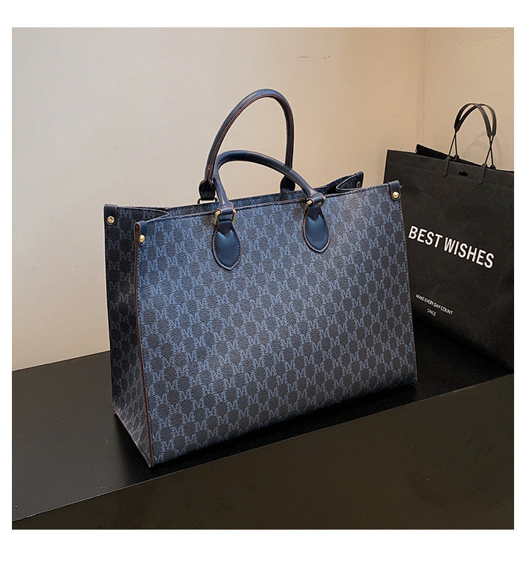 Maxi Tote "Retro Letter" Horizontal Square con Chiusura Safe-Zip