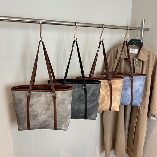 Shoulder Bag "Urban Minimalism" Horizontal Square con Doppia Tracolla e Chiusura Safe-Zip