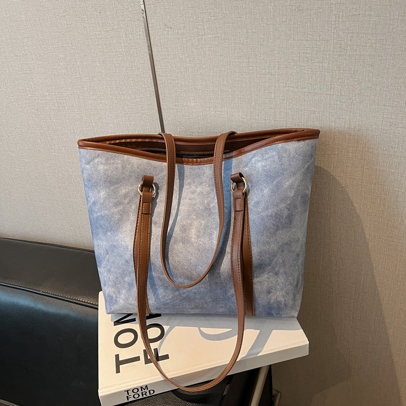 Shoulder Bag "Urban Minimalism" Horizontal Square con Doppia Tracolla e Chiusura Safe-Zip