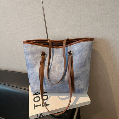 Shoulder Bag "Urban Minimalism" Horizontal Square con Doppia Tracolla e Chiusura Safe-Zip