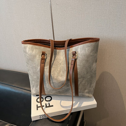 Shoulder Bag "Urban Minimalism" Horizontal Square con Doppia Tracolla e Chiusura Safe-Zip
