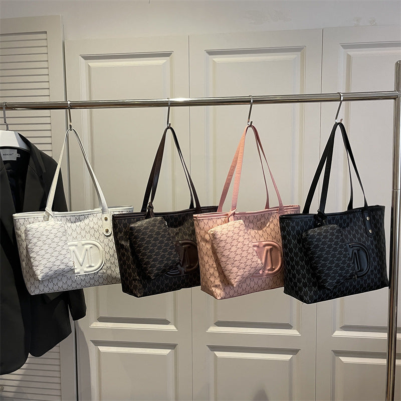 Tote Bag "Street Fashion" Horizontal Square con Dettagli Splicing e Chiusura Safe-Zip
