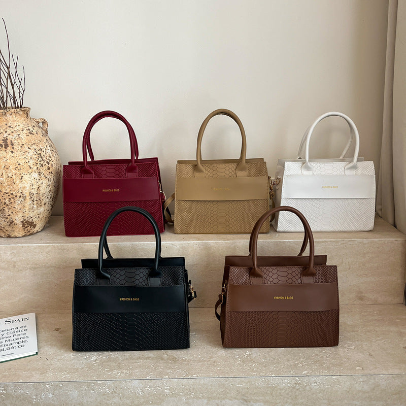 Borsa Crossbody "Crocodile Pattern" Horizontal Square con Chiusura Safe-Zip