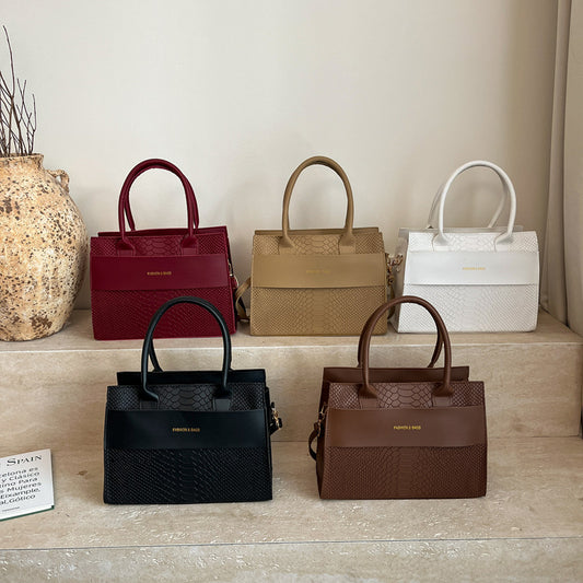 Borsa Crossbody "Crocodile Pattern" Horizontal Square con Chiusura Safe-Zip