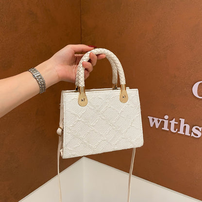 Borsa "Fresh & Sweet" Horizontal Square con Tasca 3D e Finiture Stitching