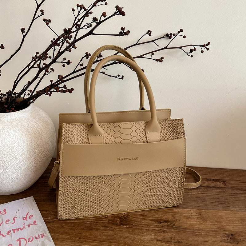 Borsa Crossbody "Crocodile Pattern" Horizontal Square con Chiusura Safe-Zip