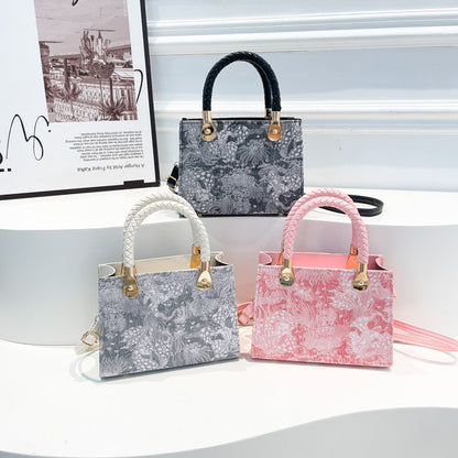 Borsa "Street Trend" Horizontal Square con Dettagli Splicing e Chiusura Safe-Zip