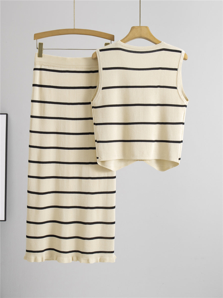 Completo Gonna Casual Striped Cardigan & Skirt