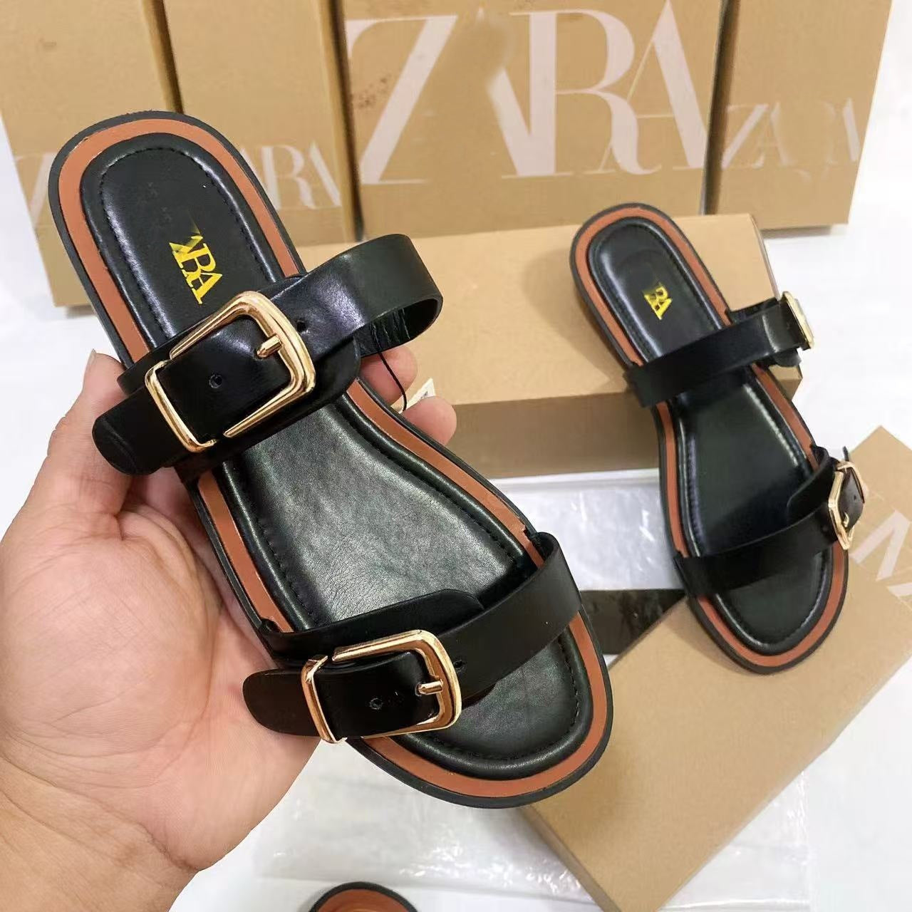 Sandalo Flat Single Strap Metal Chic