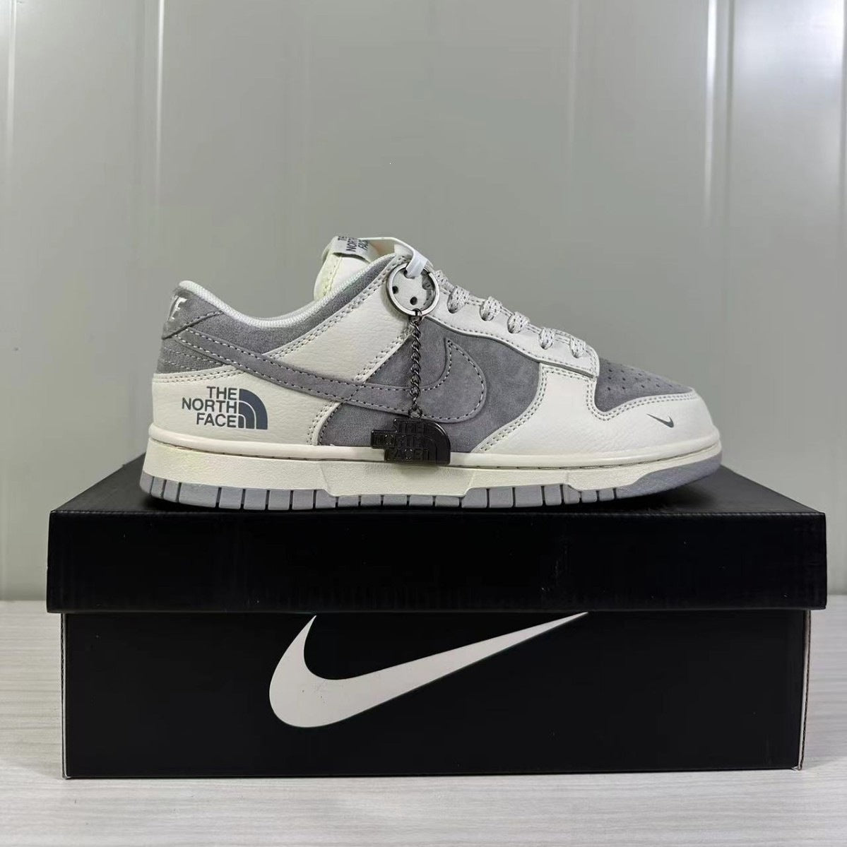 Dunk Low Year Of The Dragon Limited 