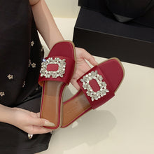 Sandalo Flatform Satin & Rhinestone
