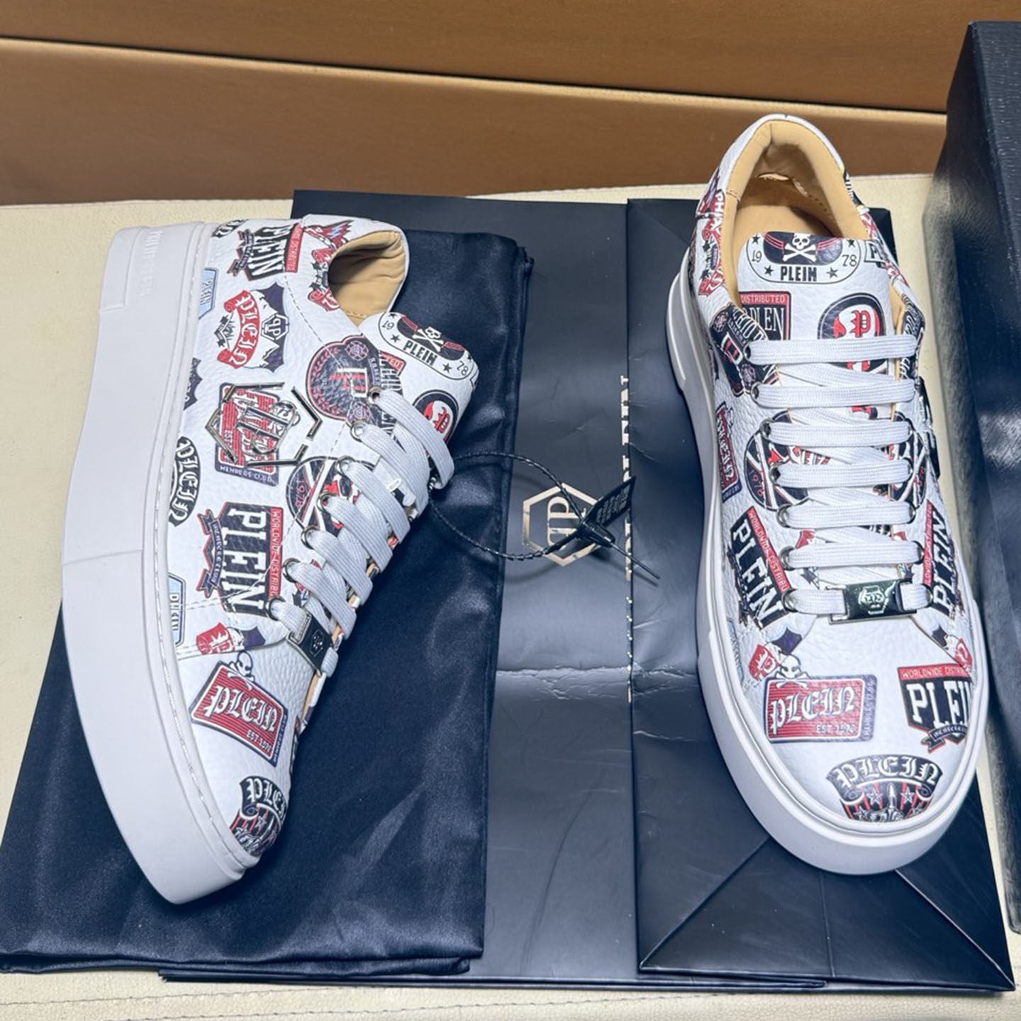 Philipp Plein Lo-Top "Hexagon" Patches