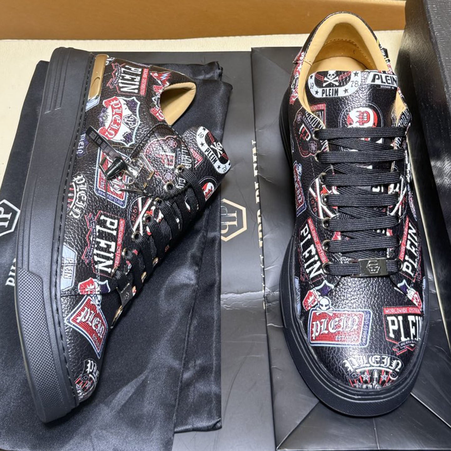 Philipp Plein Lo-Top "Hexagon" Patches