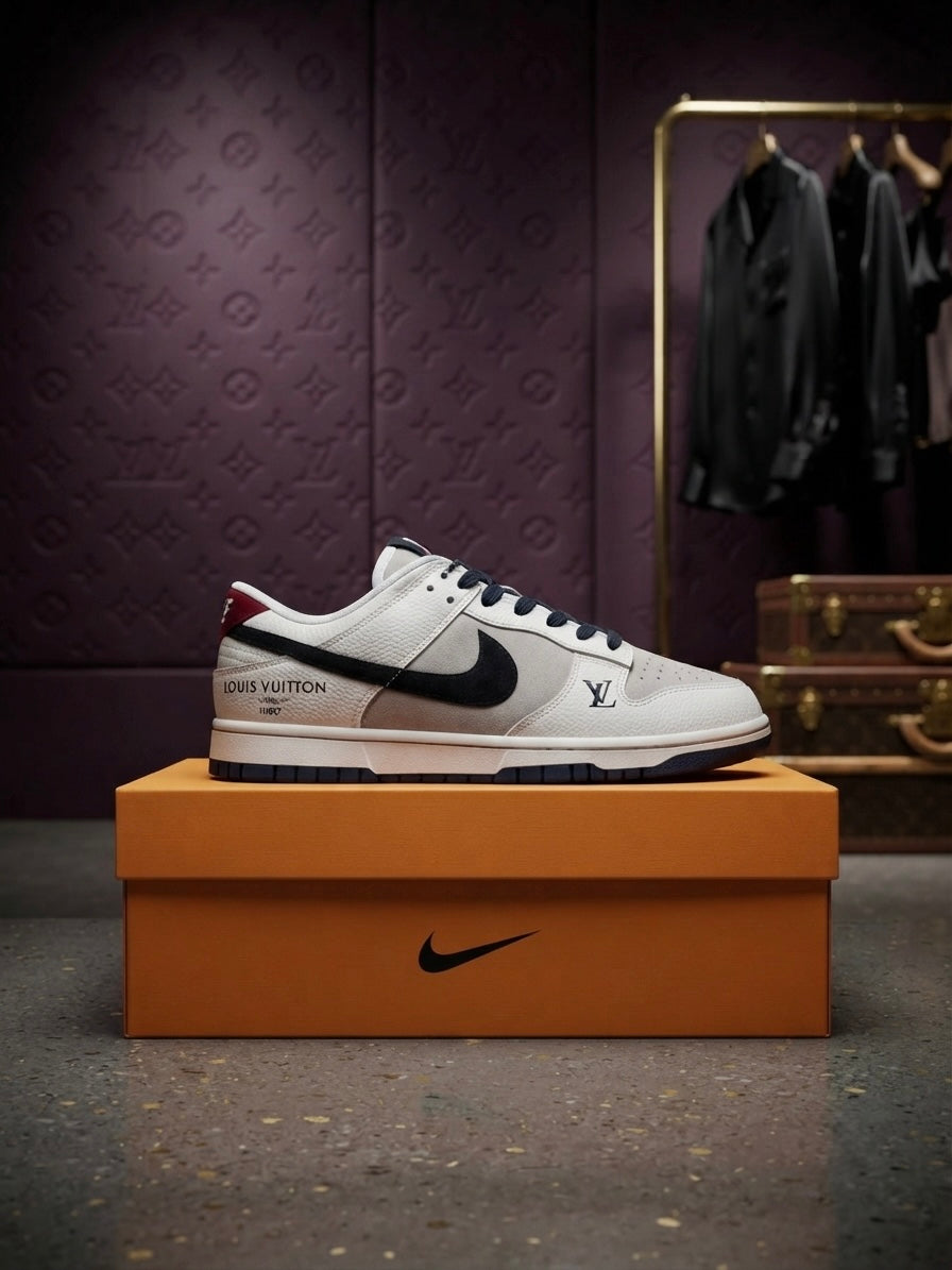 Dunk Low Limited LOUIS VUITTON