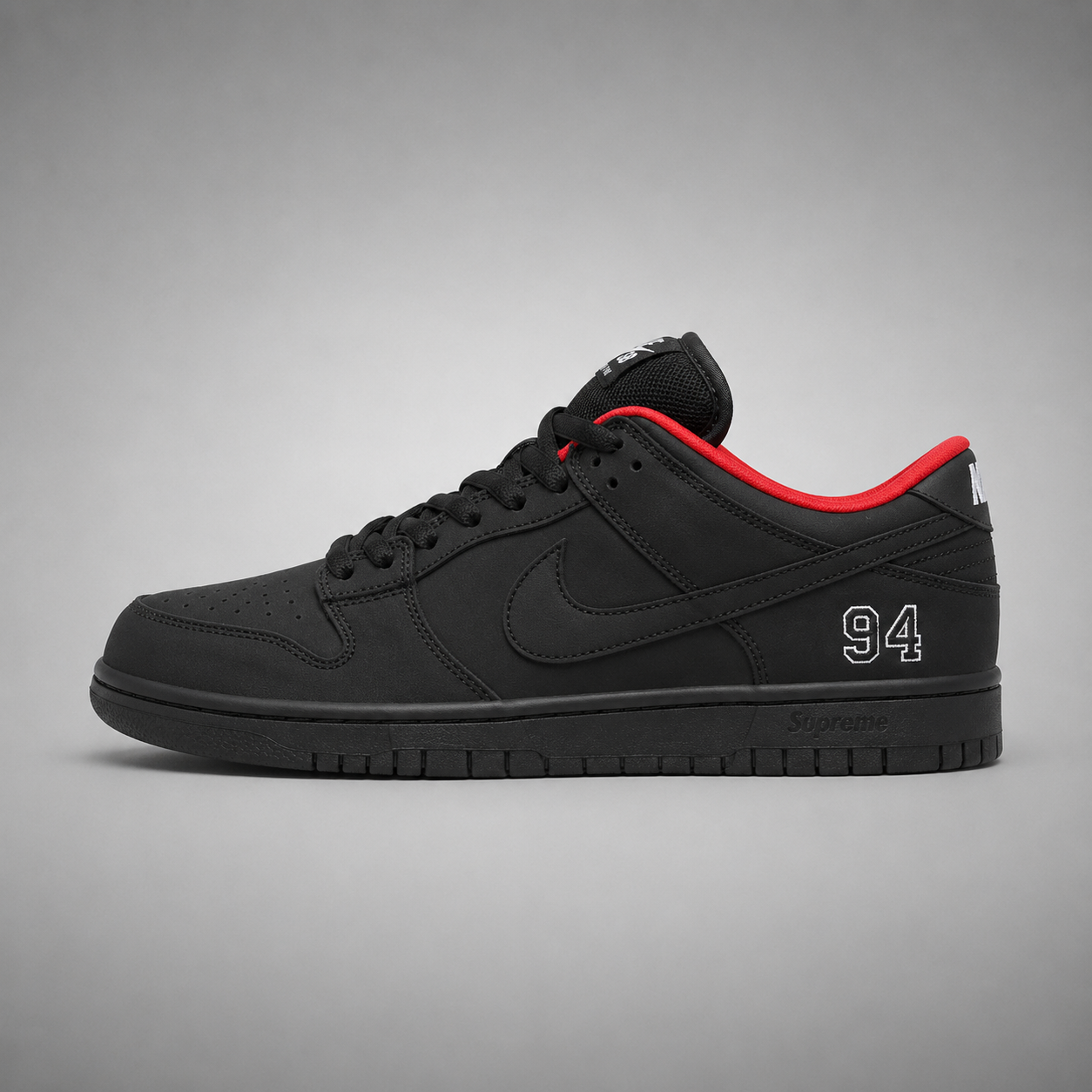 Dunk Low Pro SB - Edizione Speciale Black & Red "94"
