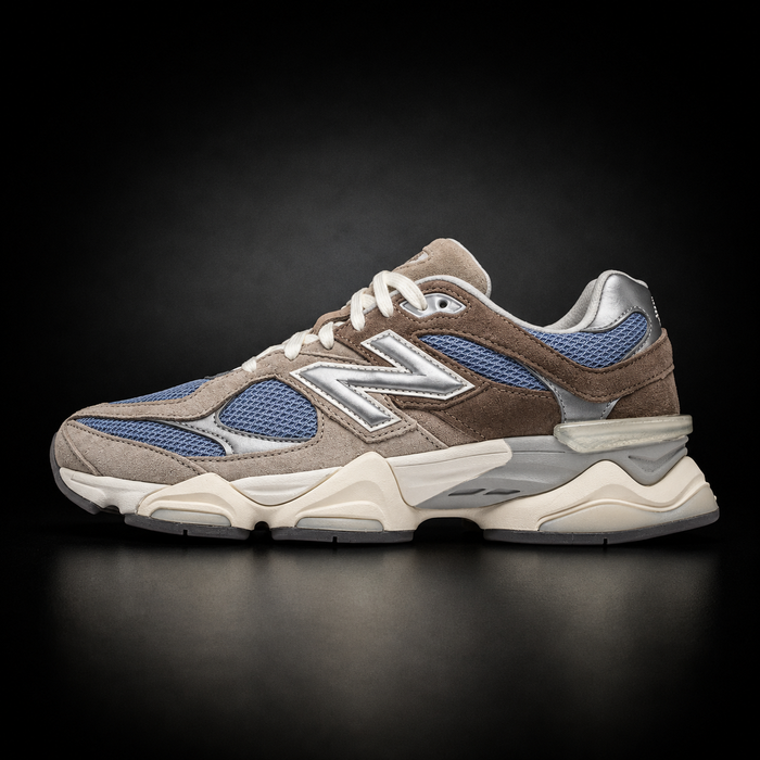 New Balance 9060 - Edizione Speciale Taupe, Blue & Silver