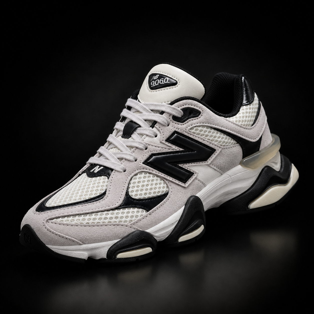 New Balance 9060 - Edizione Speciale White & Black