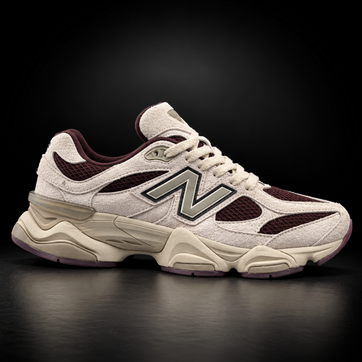 New Balance 9060 - Edizione Speciale Off-White & Burgundy