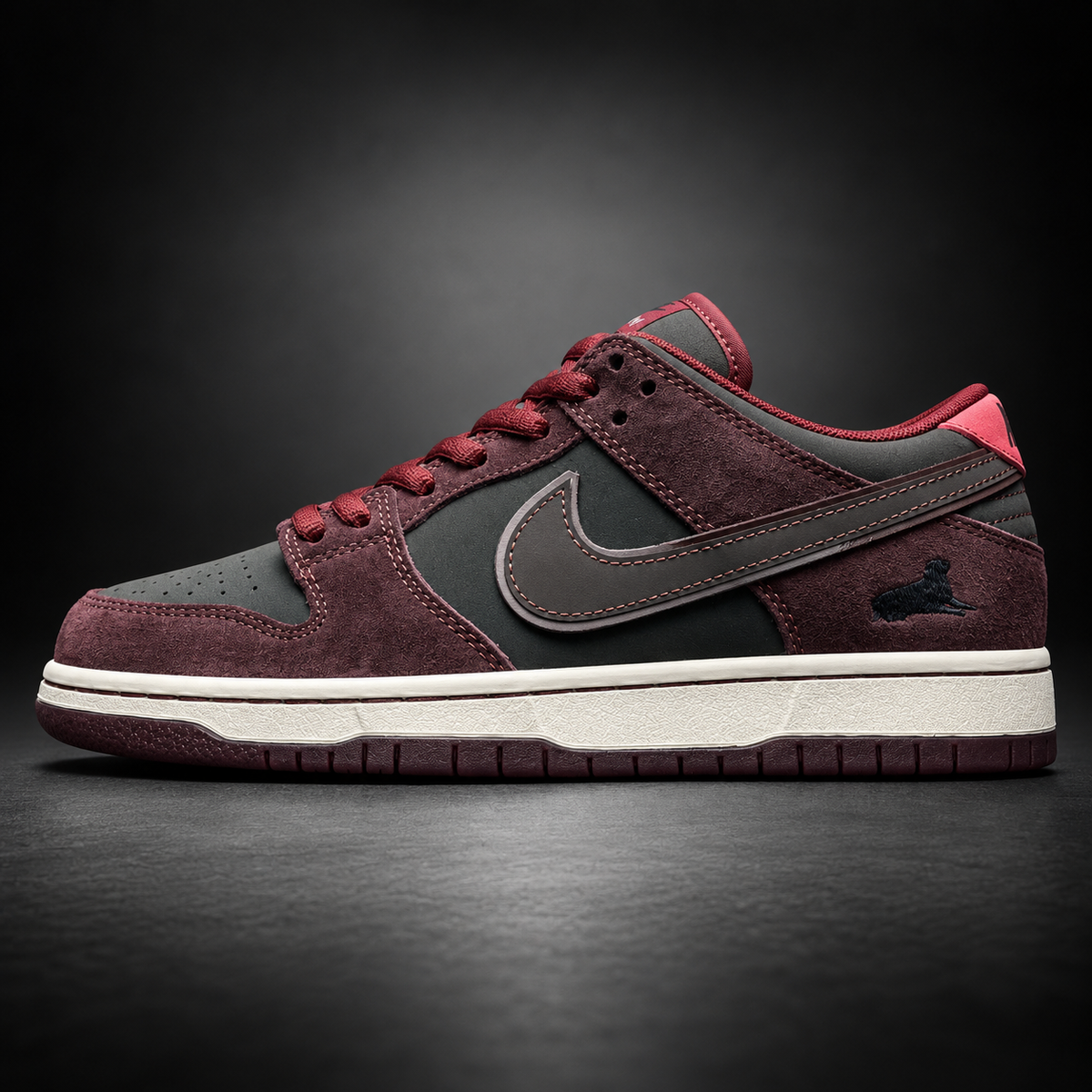 DUNK Low Pro SB