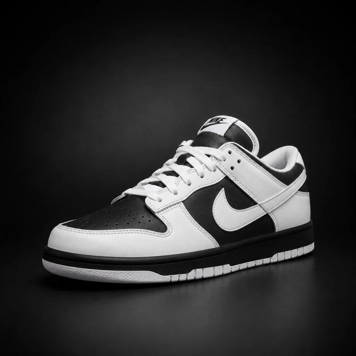 Dunk Low Black & White