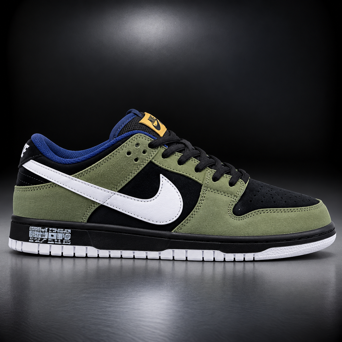 Dunk Low – Olive & Black
