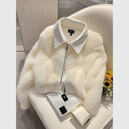 Cappotto Urban in Ecopelle con Colletto Polo – Eleganza Contemporanea