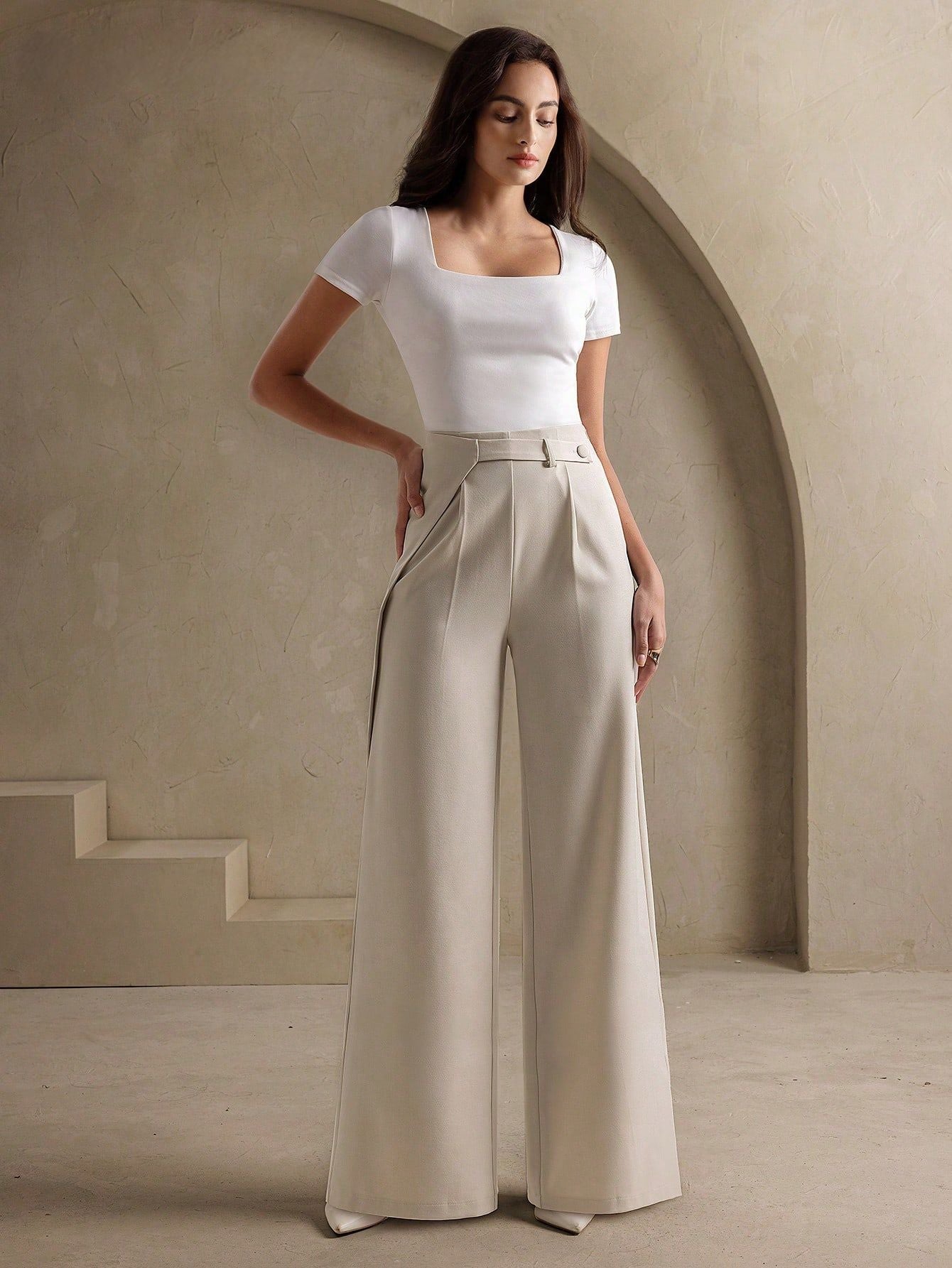 Pantaloni Wide-Leg "Fake Two Pieces" con Dettagli 3D e Taglio High-Waisted