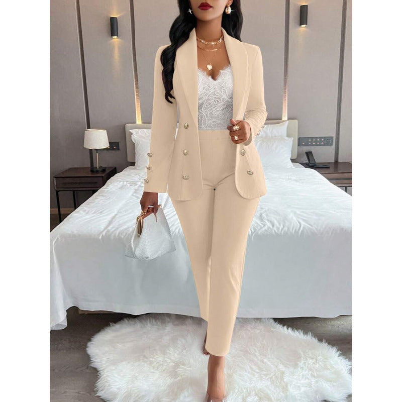 Set Due Pezzi con Top Knitted e Pantaloni Mid-Length