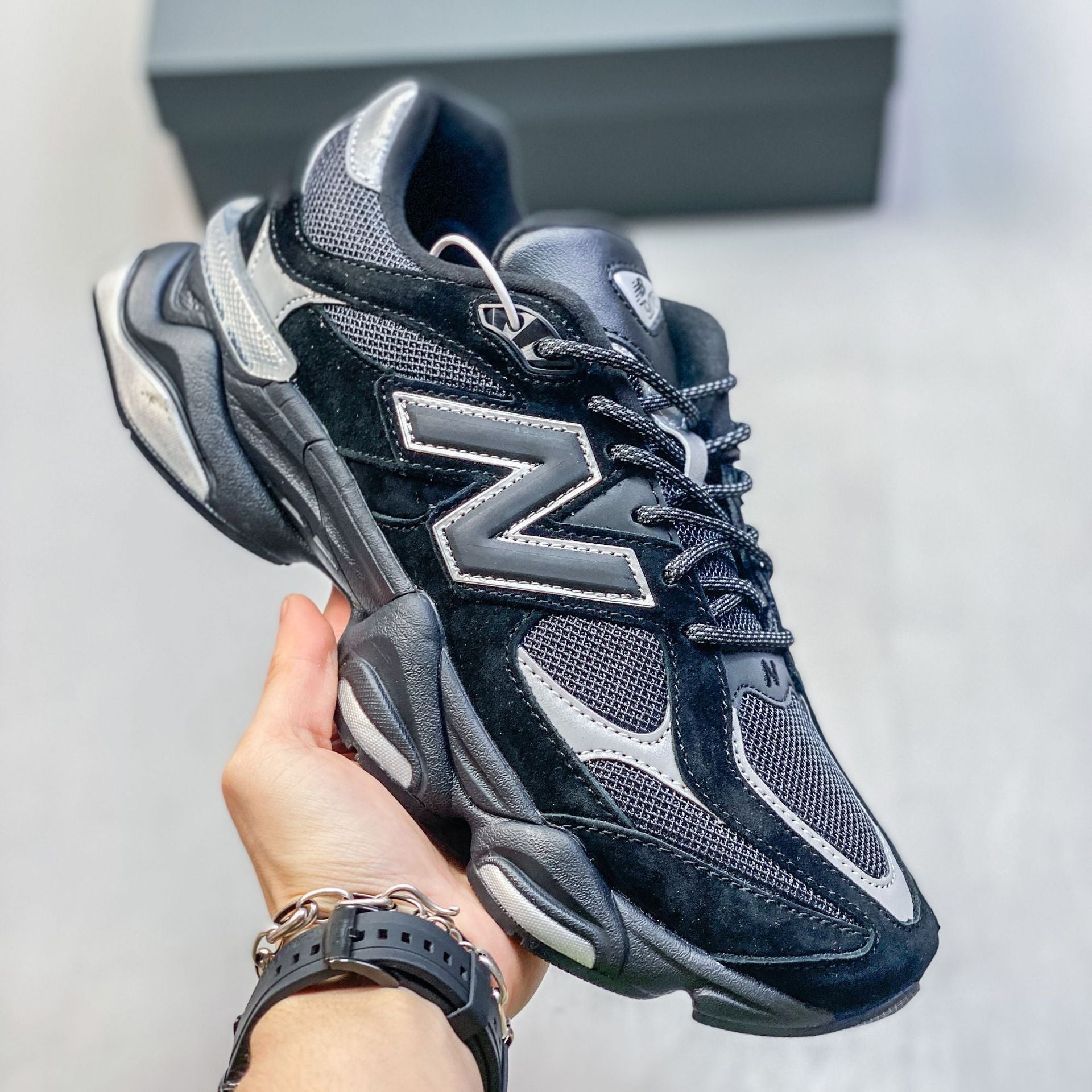 New Balance 9060