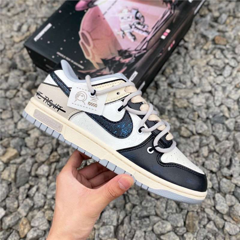 Dunk Low Custom "Distressed Graffiti"